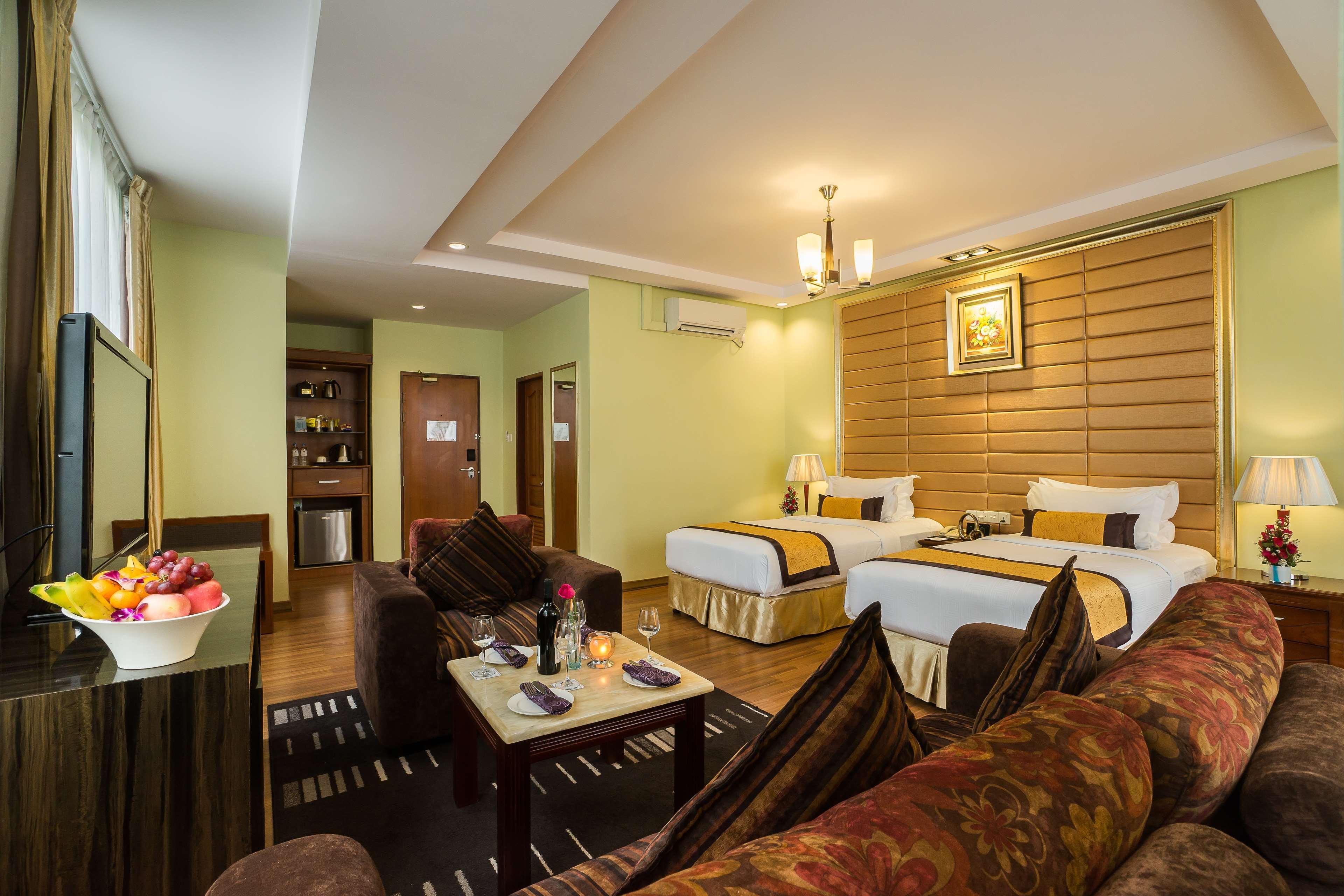 Best Western Green Hill Hotel Yangon Exterior foto